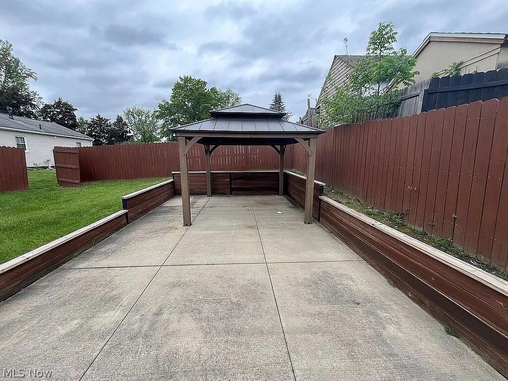 1077 Sutherland Avenue Akron OH 44314