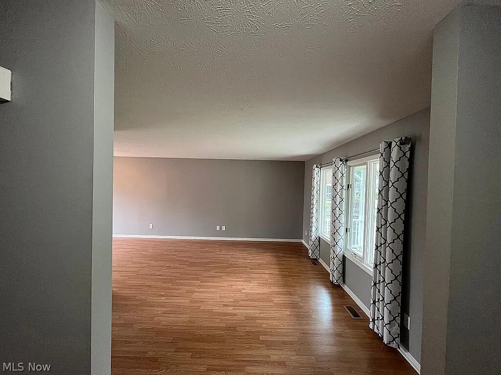 1077 Sutherland Avenue Akron OH 44314
