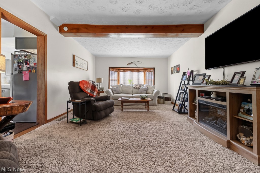 6686 Mahoning Avenue NE Alliance OH 44601