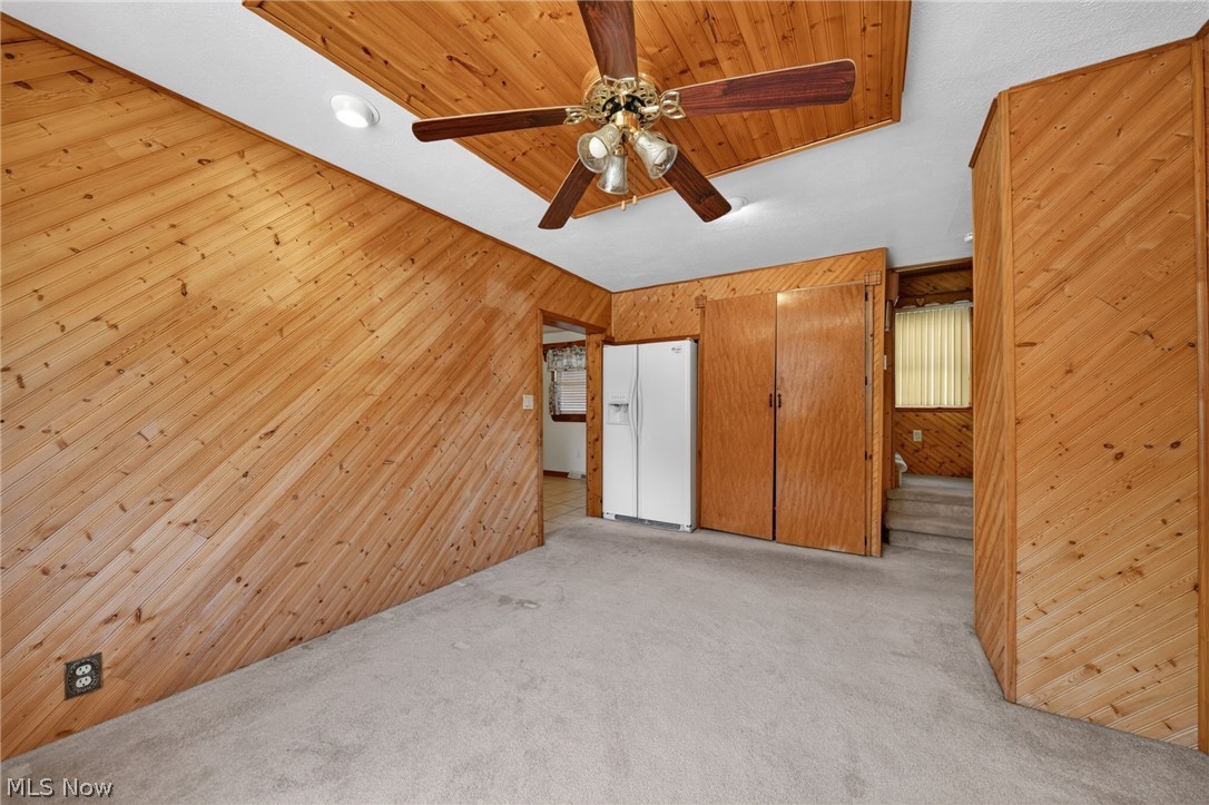 32 Water Street Geneva OH 44041
