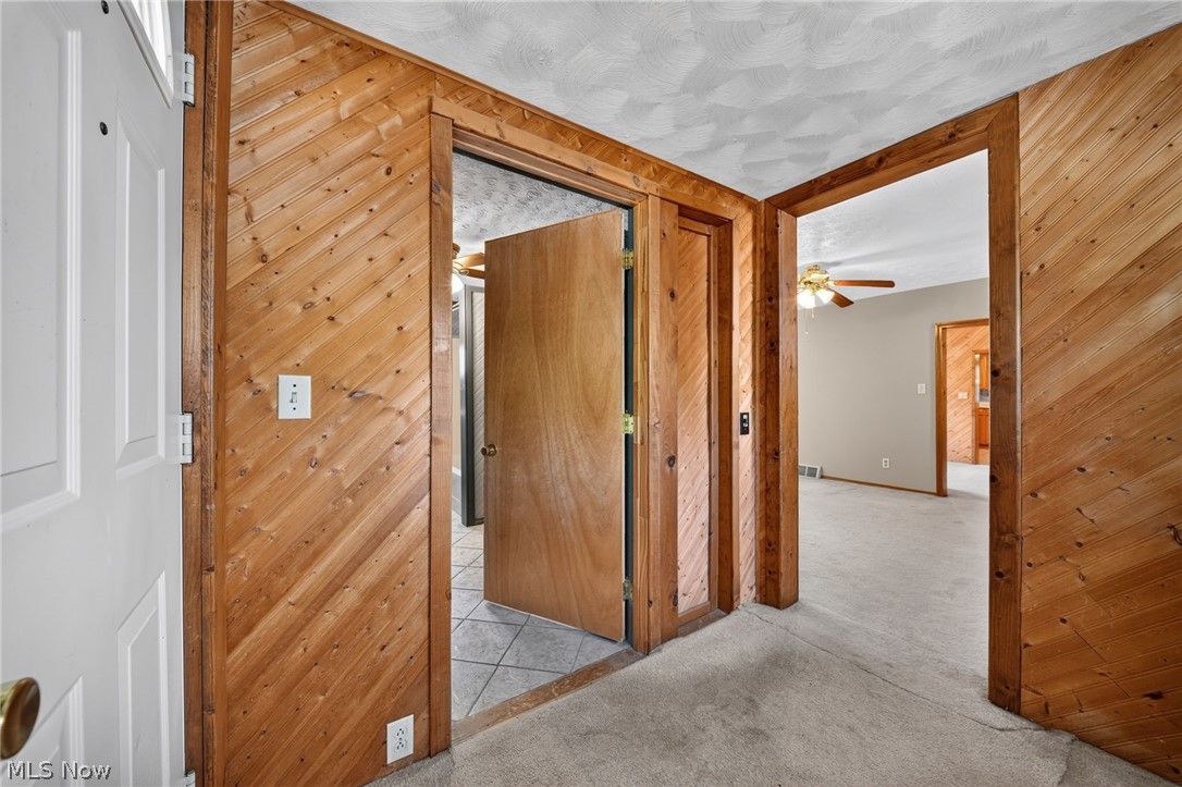 32 Water Street Geneva OH 44041