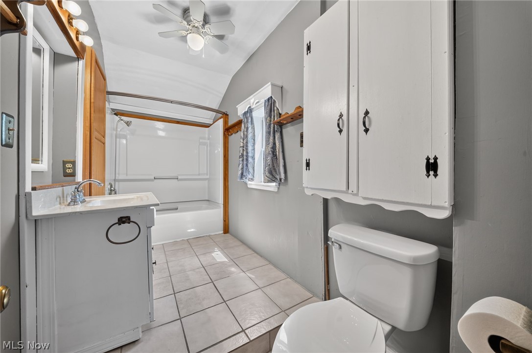 32 Water Street Geneva OH 44041