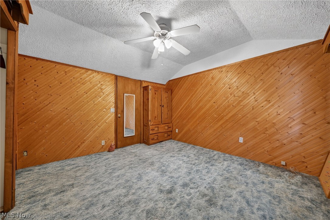 32 Water Street Geneva OH 44041