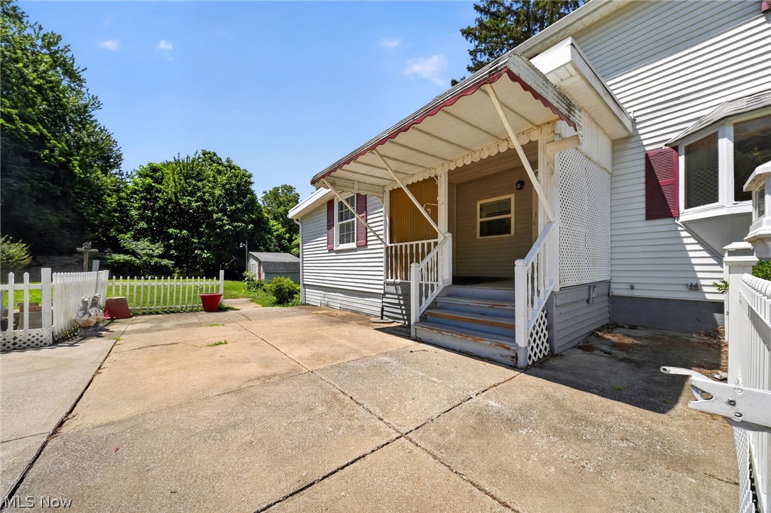 32 Water Street Geneva OH 44041