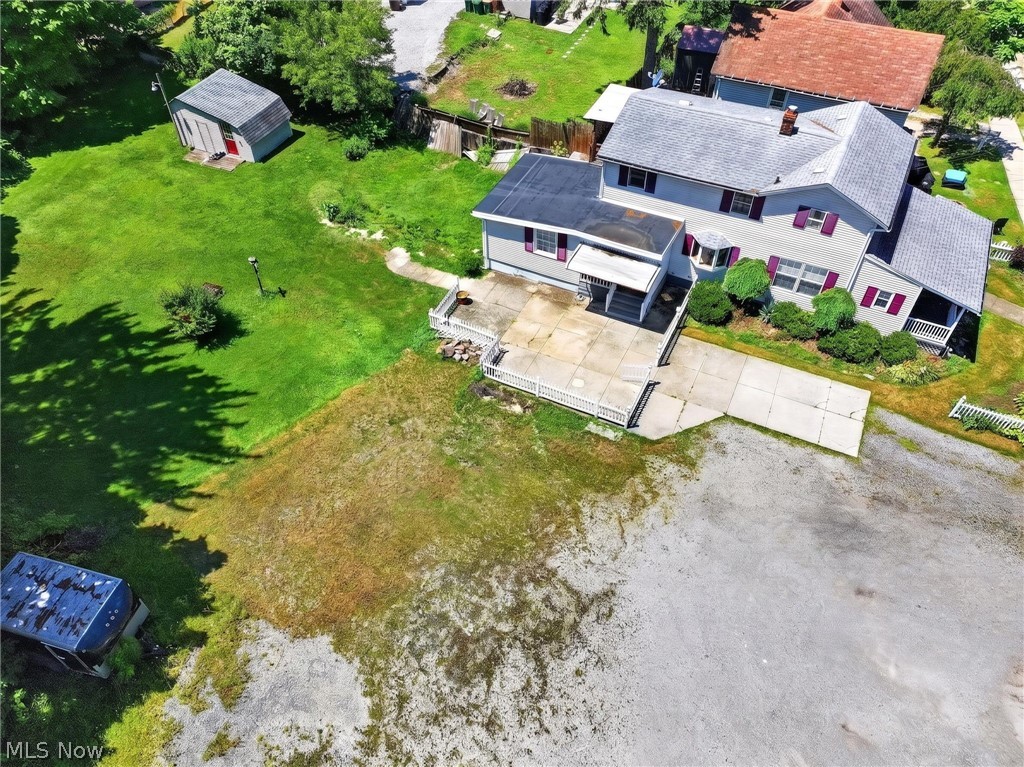 32 Water Street Geneva OH 44041