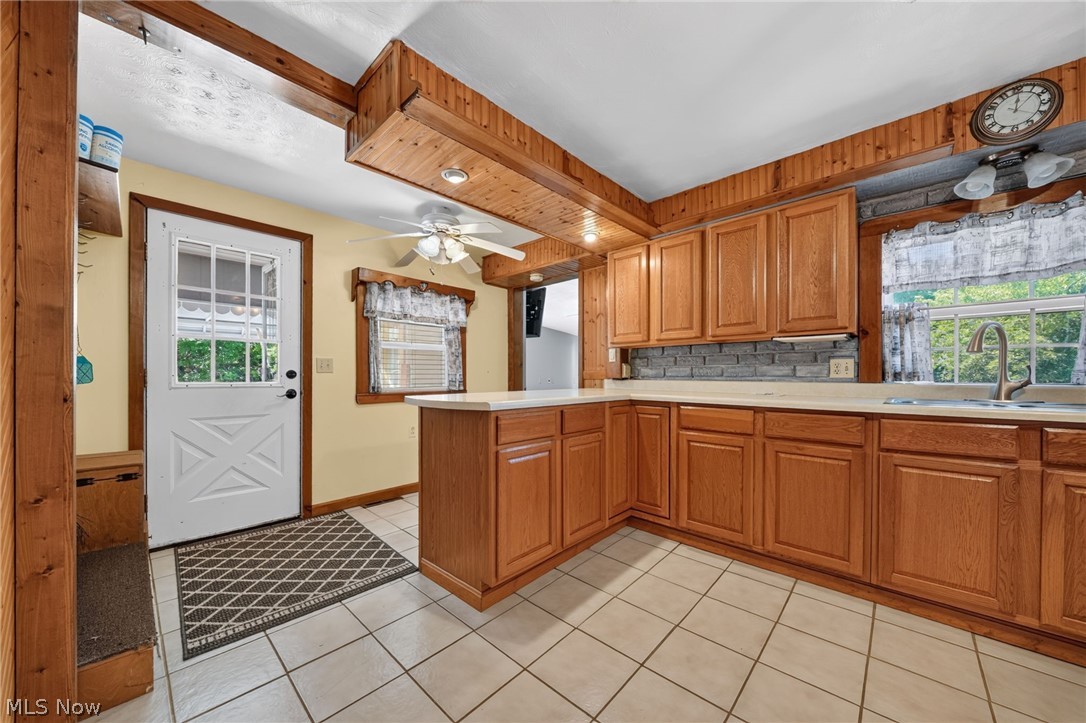 32 Water Street Geneva OH 44041