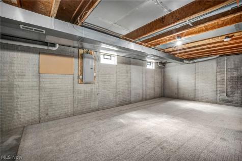 2066 Liberty Road Stow OH 44224