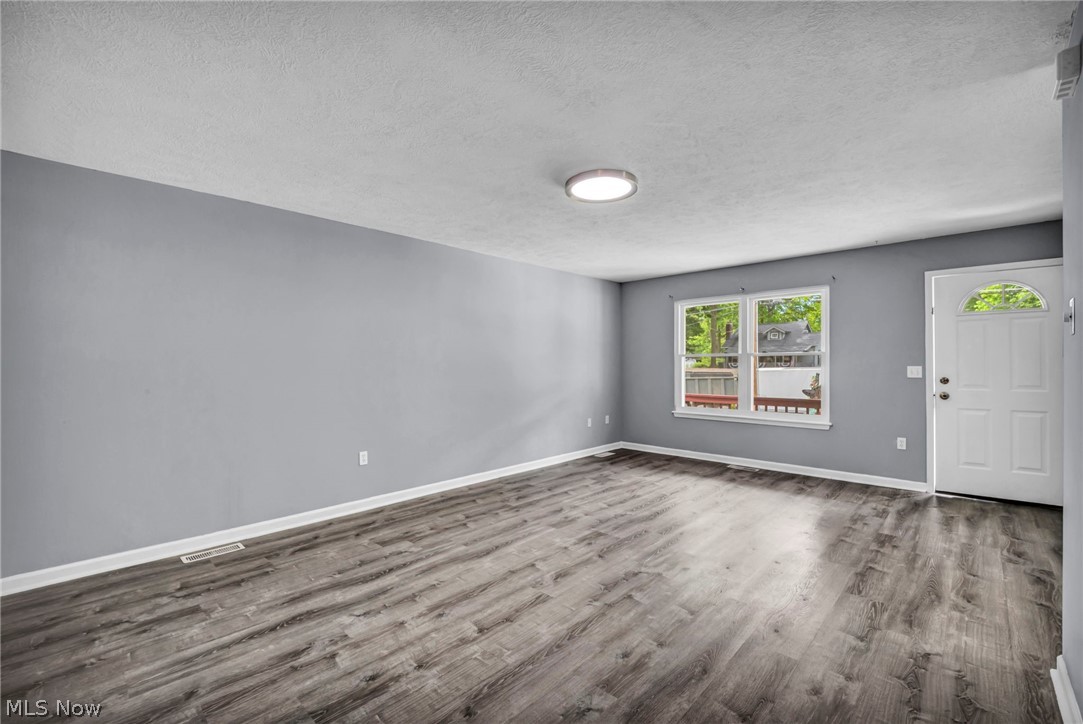 2066 Liberty Road Stow OH 44224