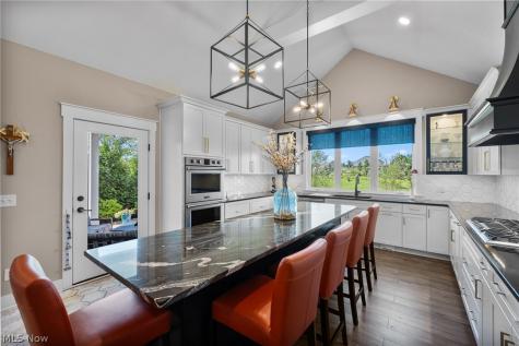 5502 Broadview Road Richfield OH 44286