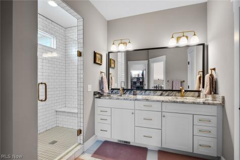 5502 Broadview Road Richfield OH 44286