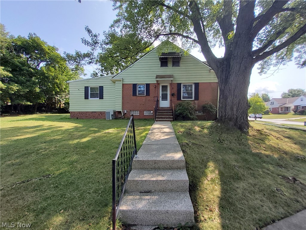 4113 Stonehaven Road Cleveland OH 44121