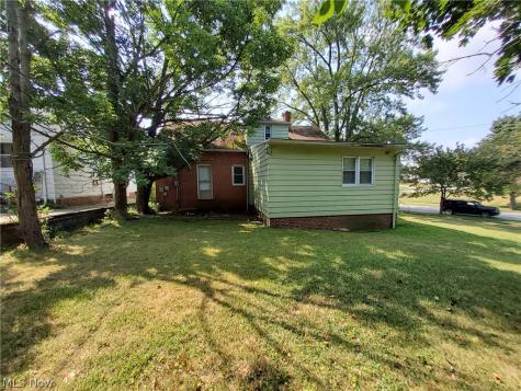 4113 Stonehaven Road Cleveland OH 44121