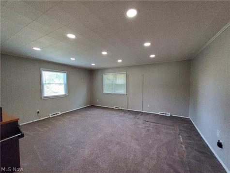 4113 Stonehaven Road Cleveland OH 44121