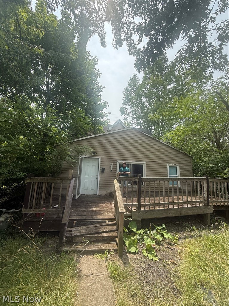 13316 Svec Avenue Cleveland OH 44120