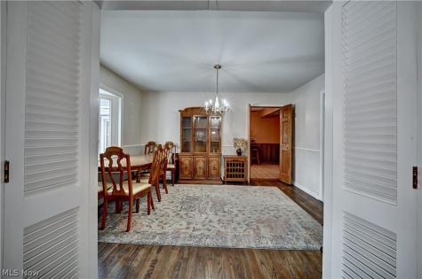 186 S Main Street Hudson OH 44236