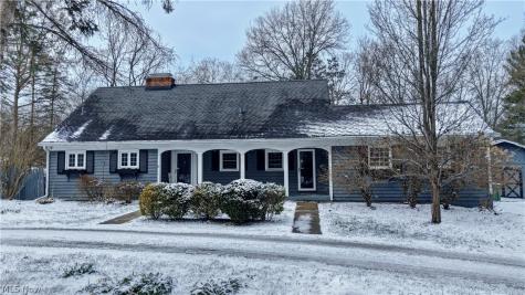 186 S Main Street Hudson OH 44236