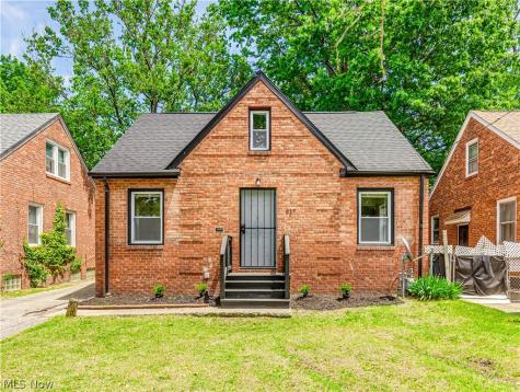 617 E 118th Street Cleveland OH 44108