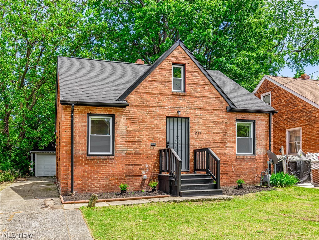 617 E 118th Street Cleveland OH 44108