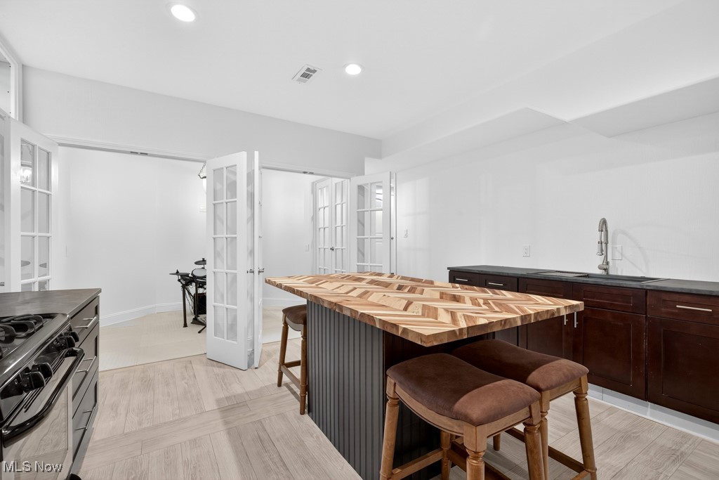 2760 Loreto Drive Willoughby Hills OH 44094