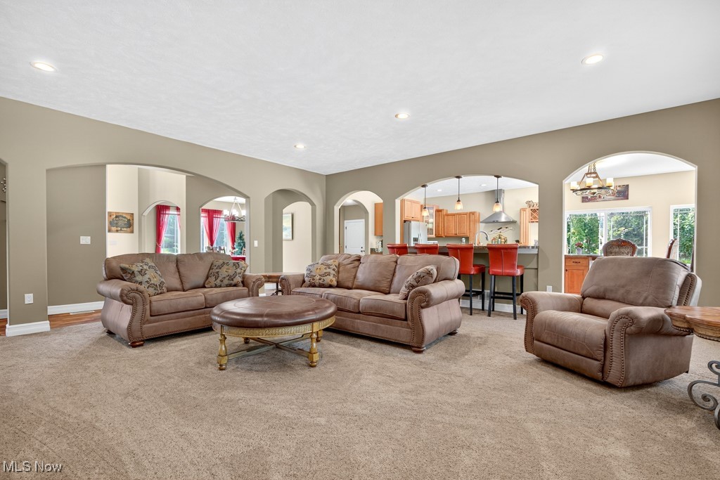 2760 Loreto Drive Willoughby Hills OH 44094