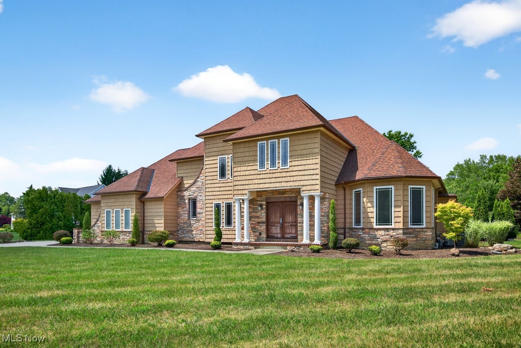 2760 Loreto Drive Willoughby Hills OH 44094