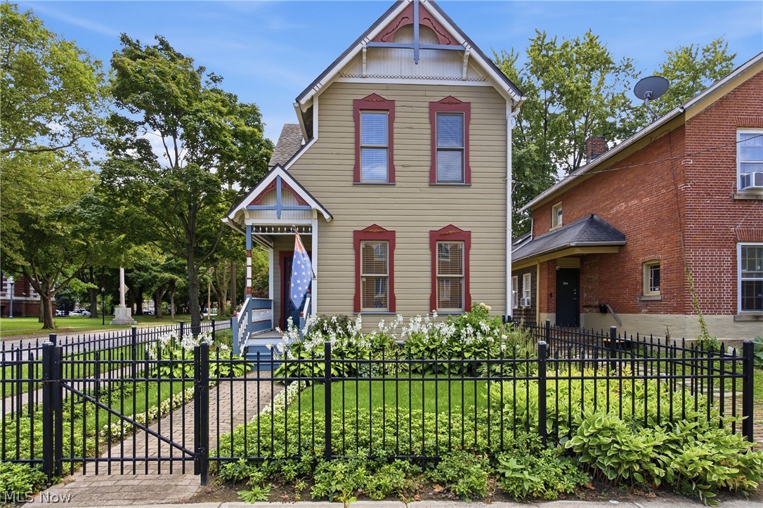 3801 Bridge Avenue Cleveland OH 44113