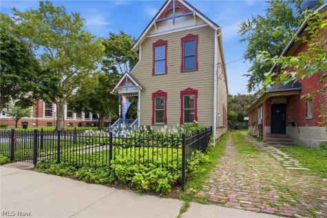 3801 Bridge Avenue Cleveland OH 44113