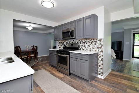 17407 Lomond Boulevard Shaker Heights OH 44120