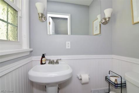 17407 Lomond Boulevard Shaker Heights OH 44120