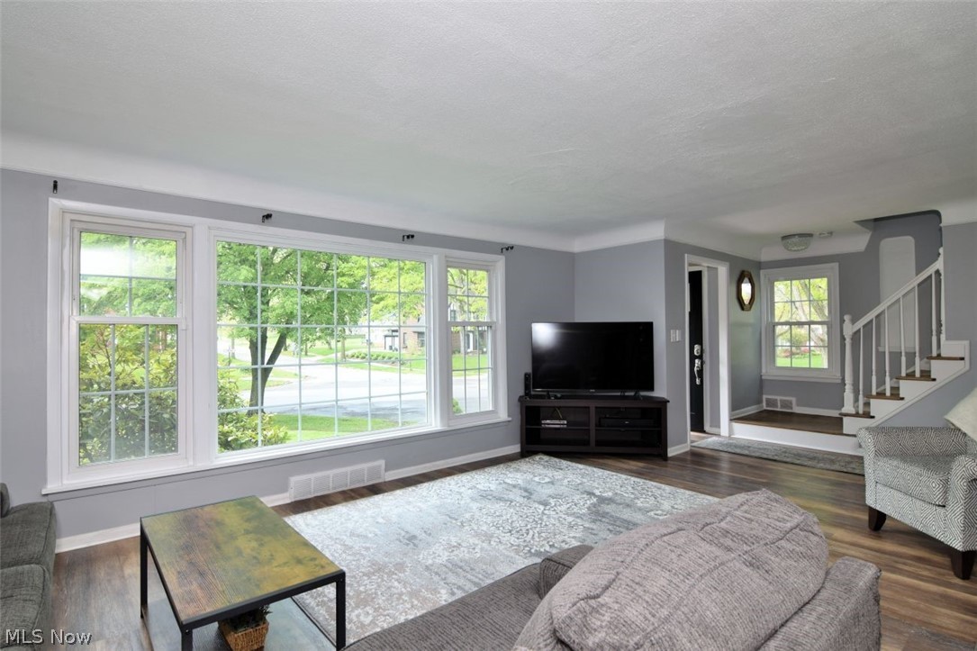 17407 Lomond Boulevard Shaker Heights OH 44120
