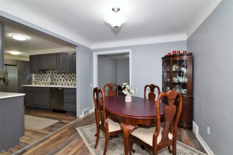 17407 Lomond Boulevard Shaker Heights OH 44120