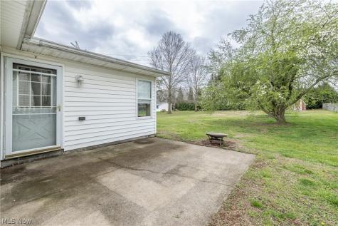 3900 Case Road Avon OH 44011