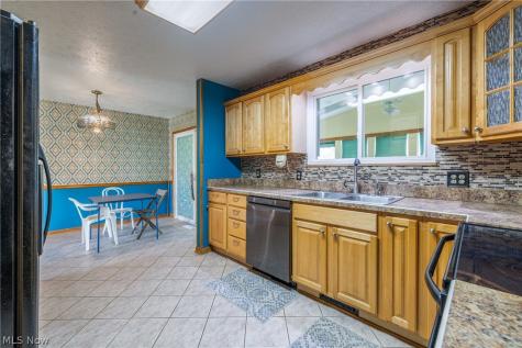 3900 Case Road Avon OH 44011