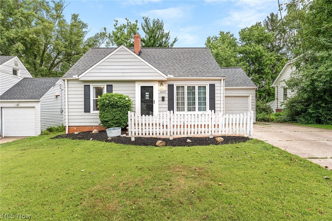 5239 Edenhurst Road Lyndhurst OH 44124