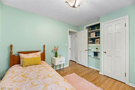 5239 Edenhurst Road Lyndhurst OH 44124