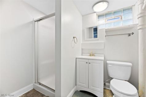 5239 Edenhurst Road Lyndhurst OH 44124
