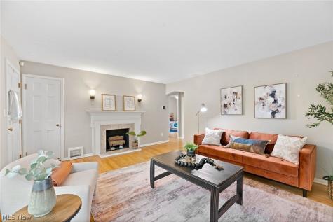 5239 Edenhurst Road Lyndhurst OH 44124