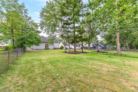 5239 Edenhurst Road Lyndhurst OH 44124