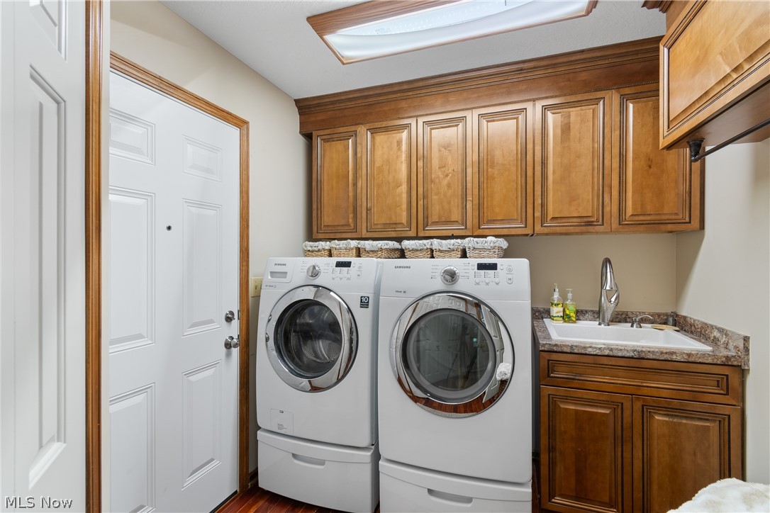 1938 Fairway Drive Uniontown OH 44685