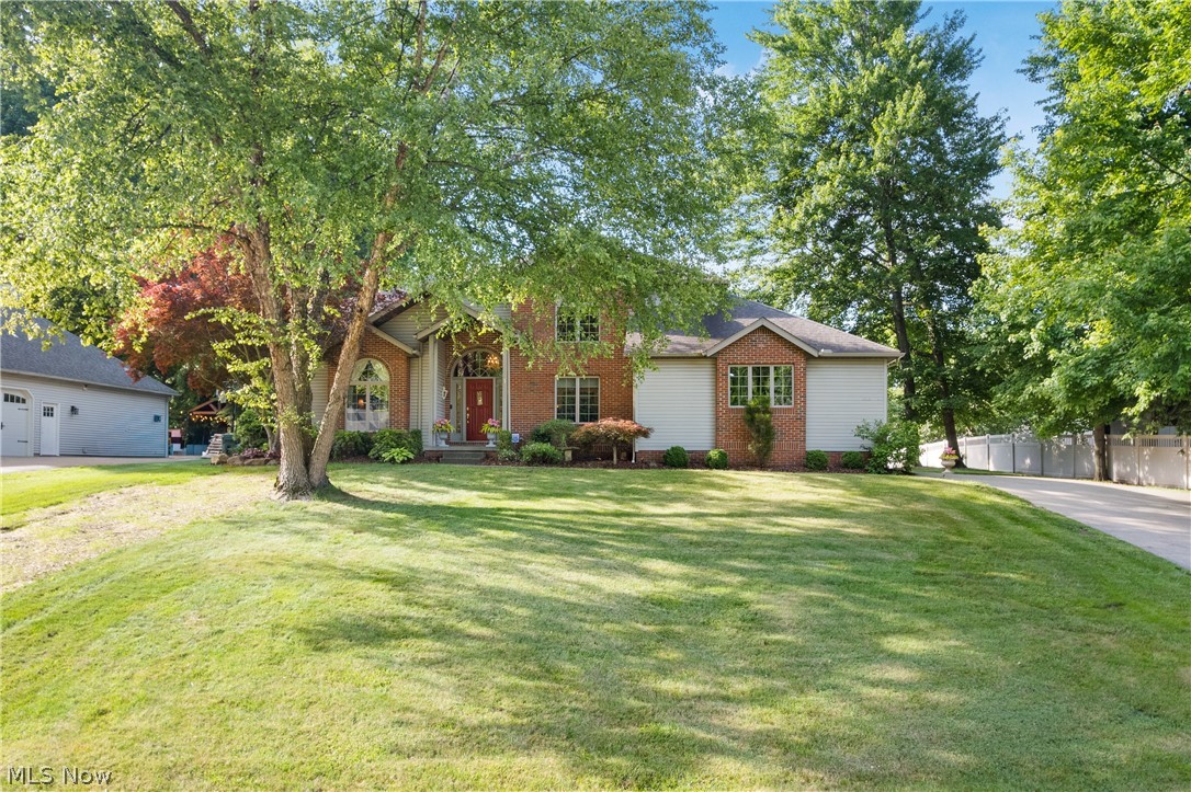 1938 Fairway Drive Uniontown OH 44685