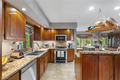 1938 Fairway Drive Uniontown OH 44685