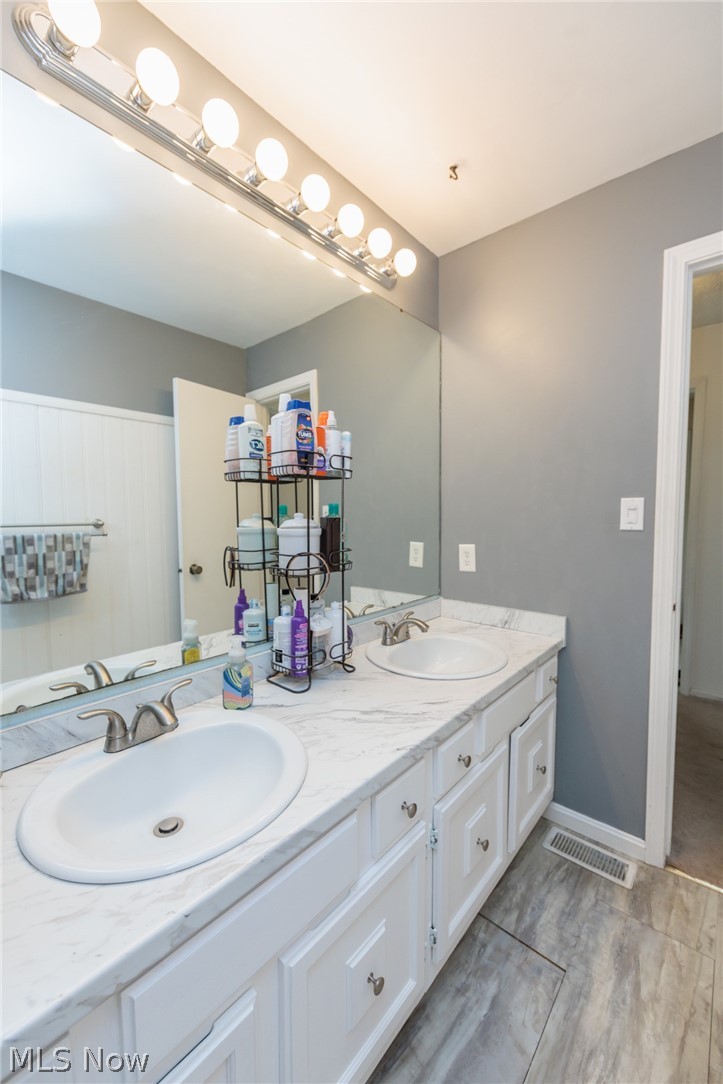20246 Drake Road Strongsville OH 44136