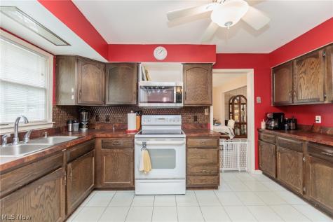 20246 Drake Road Strongsville OH 44136