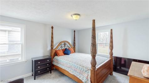 123 Linwood Avenue NW Canton OH 44708