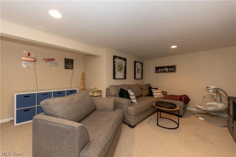 1210 E Miner Road Mayfield Heights OH 44124