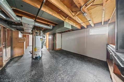 5850 Doris Drive Brook Park OH 44142