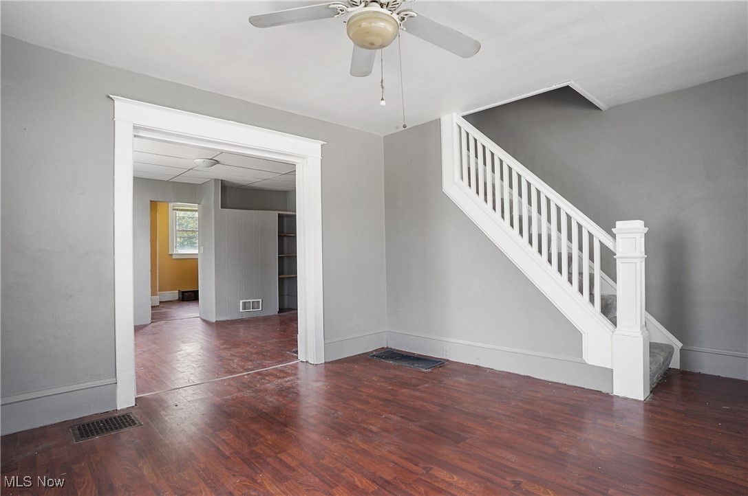 201-203 W Clark Street East Palestine OH 44413