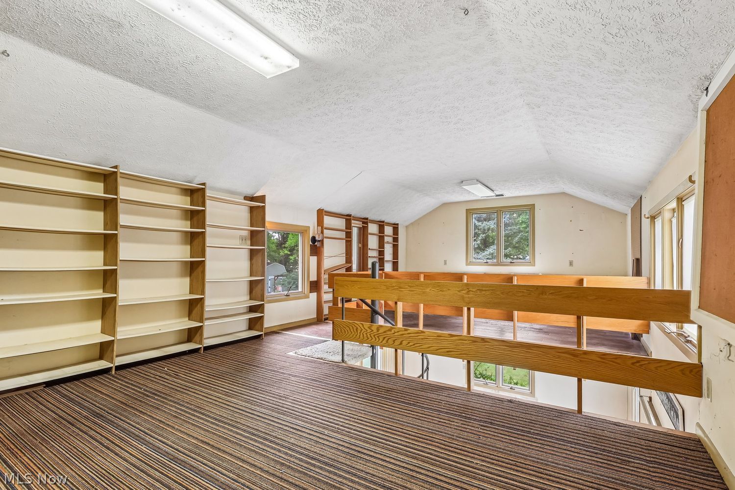 29486 Wolf Road Bay Village OH 44140