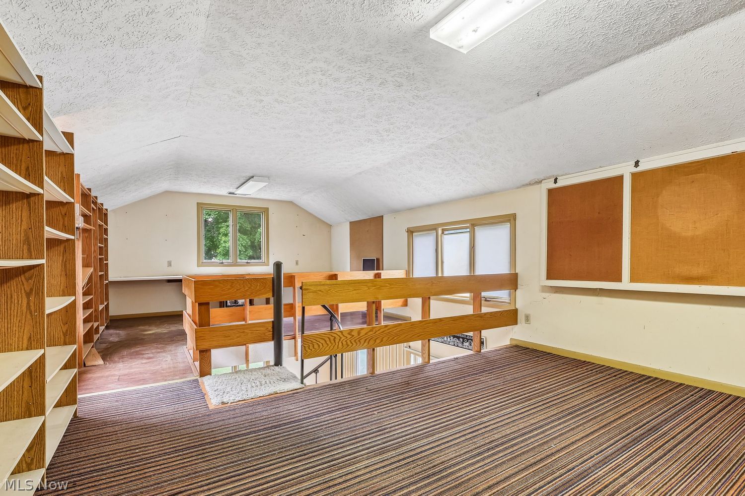 29486 Wolf Road Bay Village OH 44140