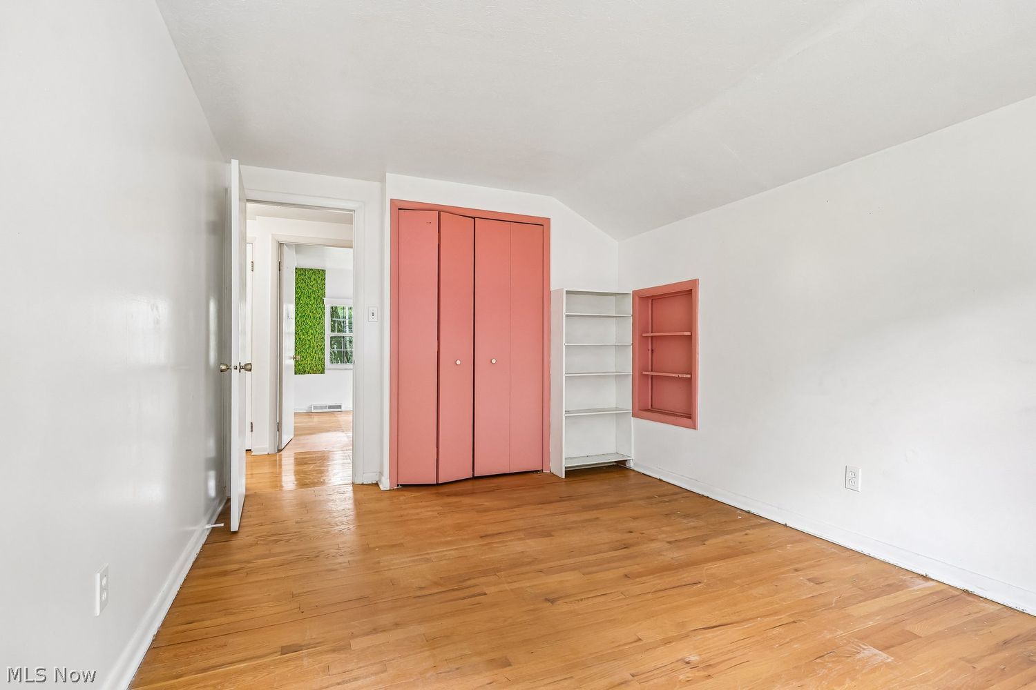 29486 Wolf Road Bay Village OH 44140
